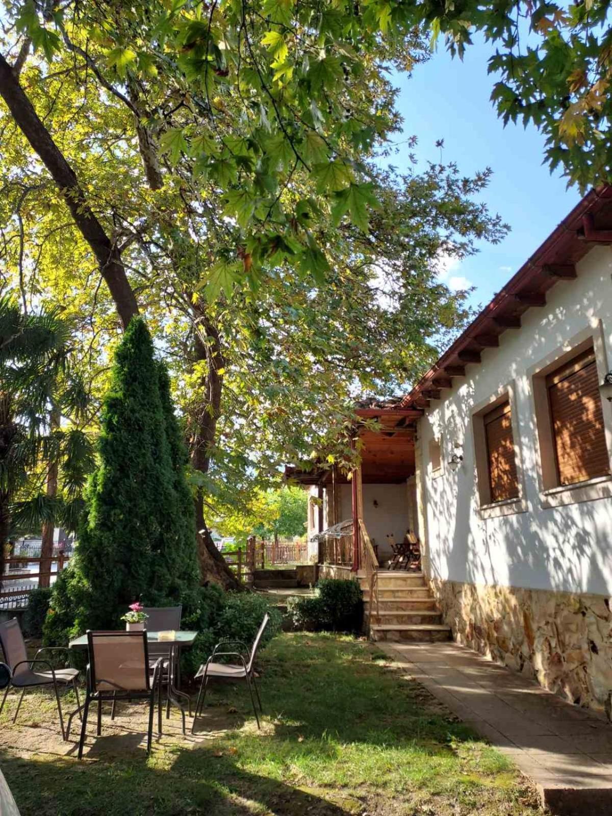 Guesthouse Platon Orma Luaran gambar