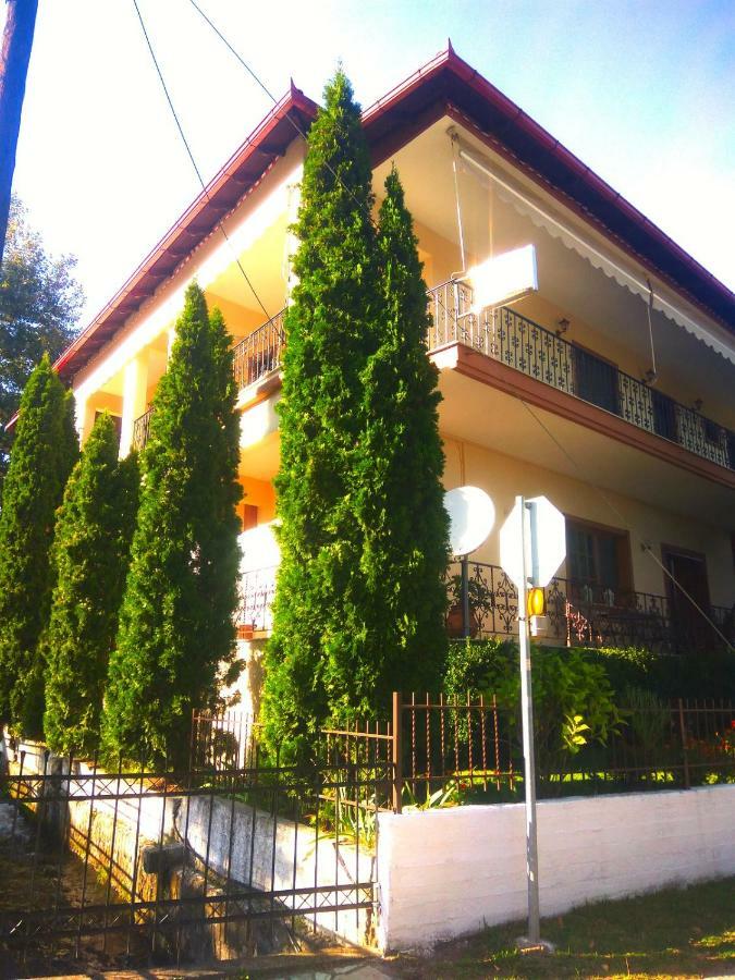 Guesthouse Platon Orma Luaran gambar