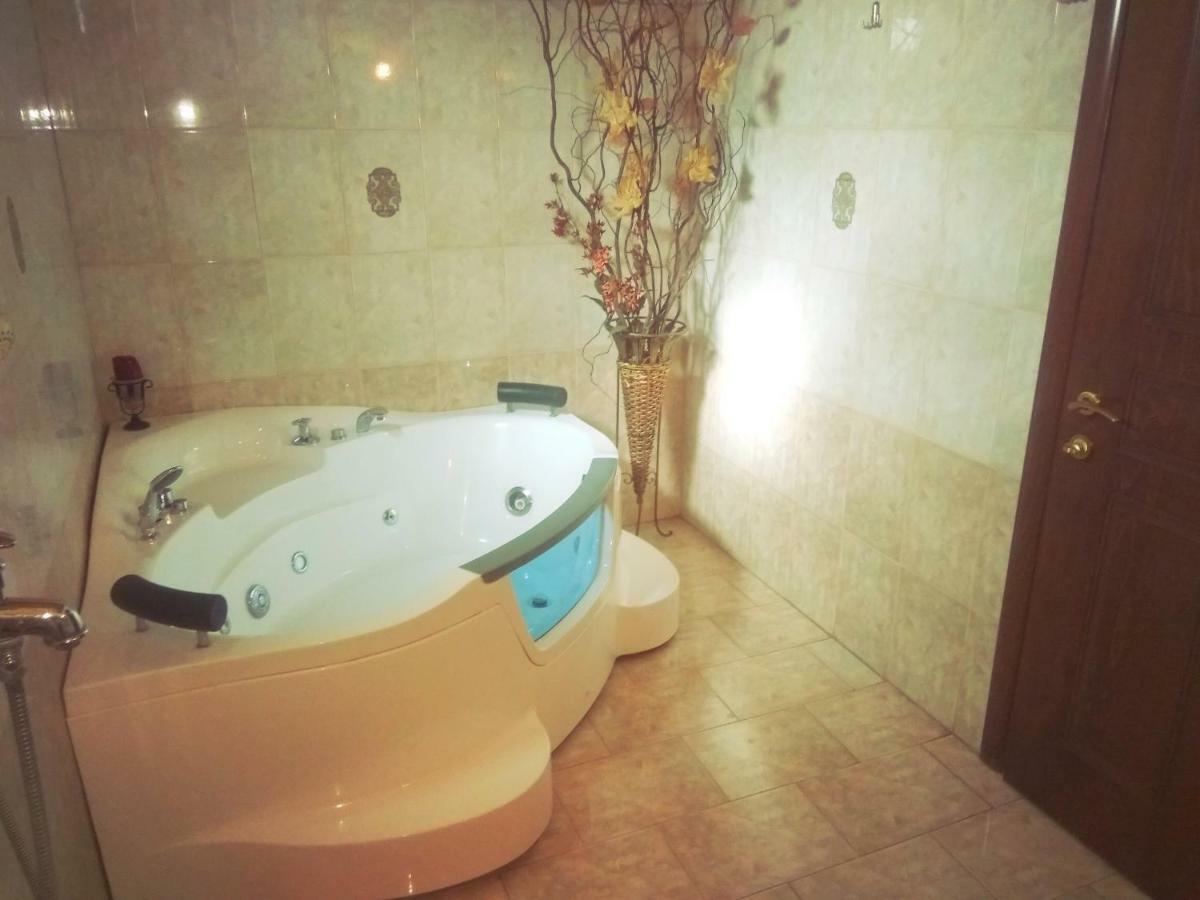 Guesthouse Platon Orma Luaran gambar