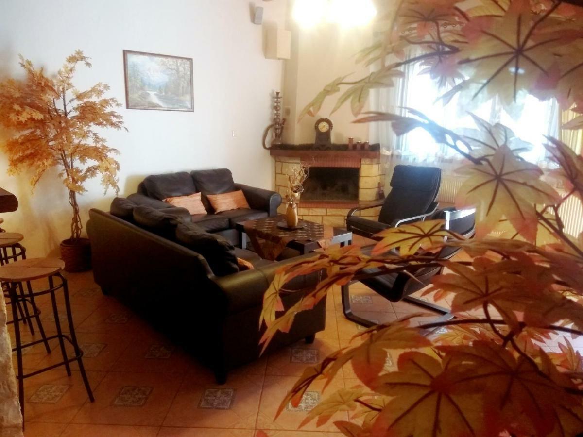 Guesthouse Platon Orma Luaran gambar