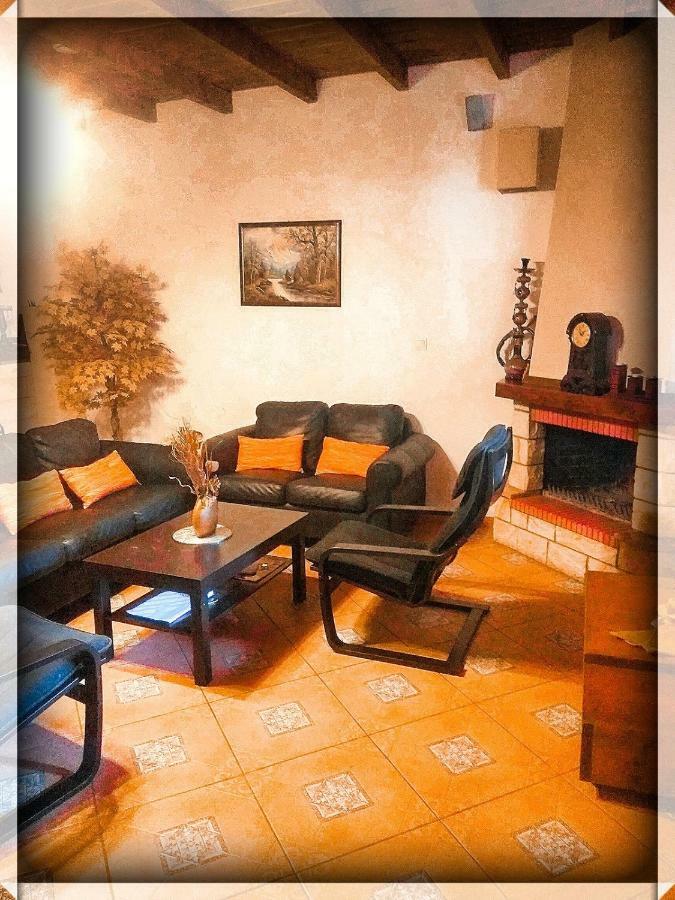 Guesthouse Platon Orma Luaran gambar