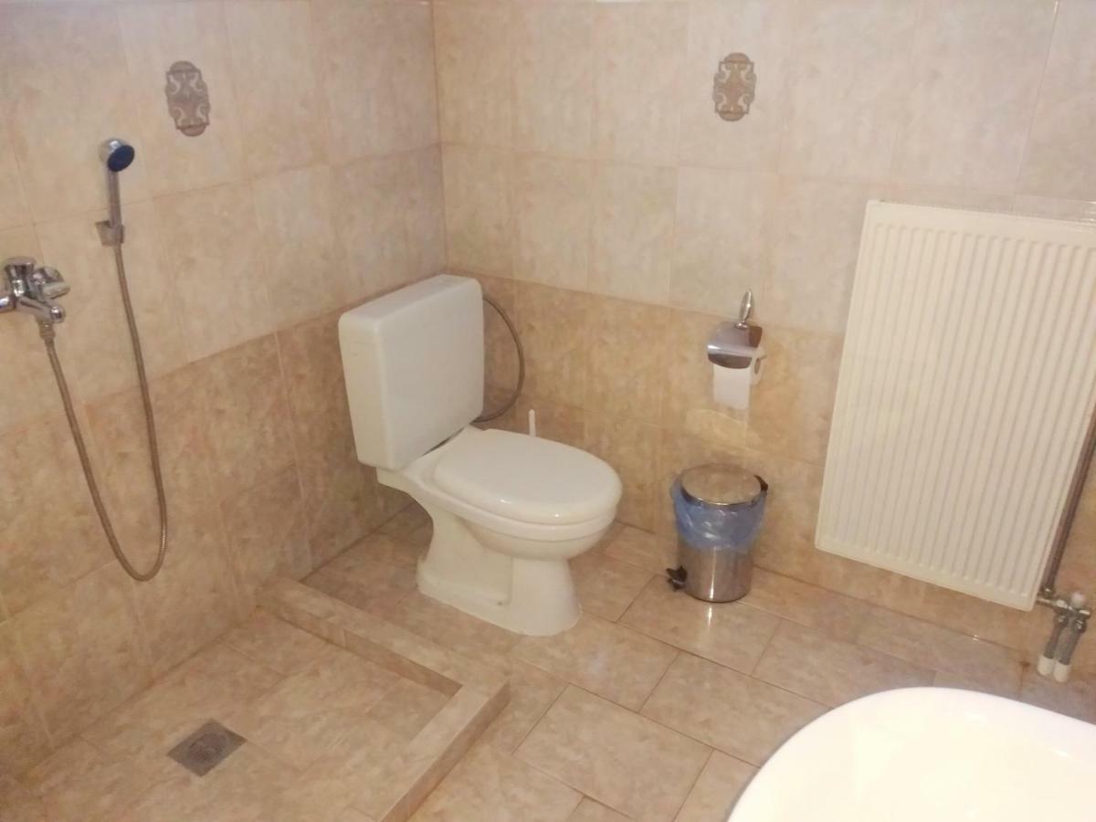 Guesthouse Platon Orma Luaran gambar
